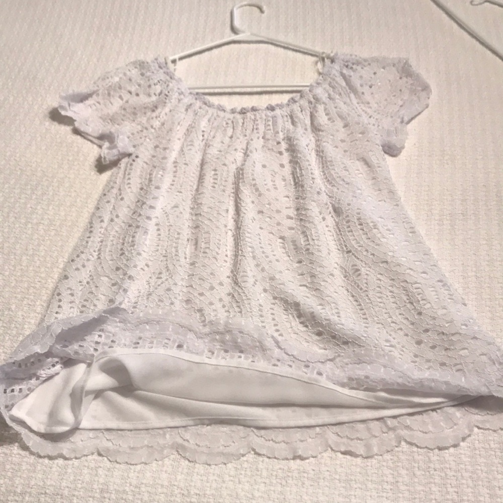 Lilly Pulitzer lace lined top